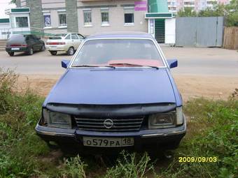 1985 Opel Senator Pictures