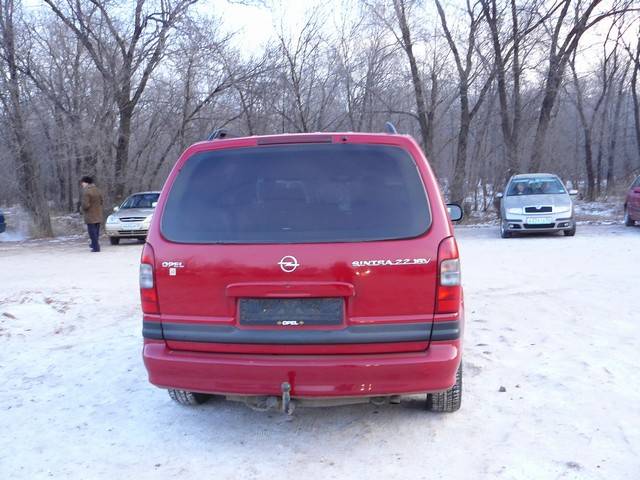 Opel sintra 1997