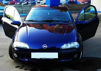 2000 Opel Tigra Pictures