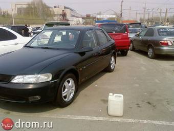 1988 Opel Vectra Photos