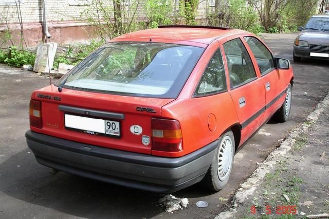 1990 Opel Vectra