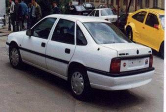 1990 Opel Vectra