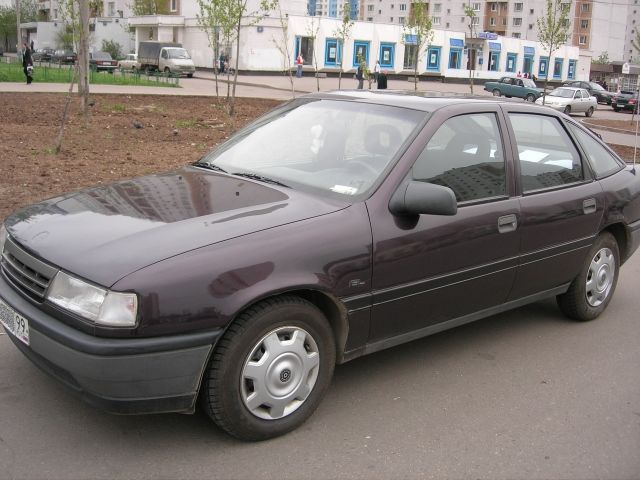 1990 Opel Vectra