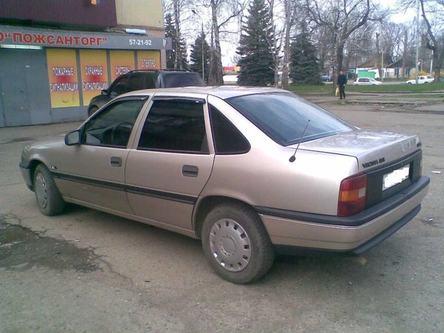 1990 Opel Vectra