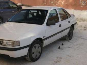 1990 Opel Vectra Pictures