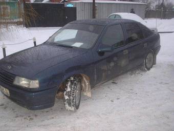 1990 Opel Vectra Images