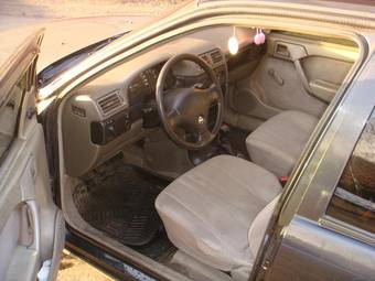 1990 Opel Vectra Photos