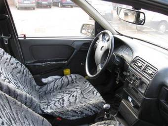 1990 Opel Vectra Pictures