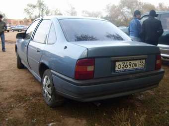 1991 Opel Vectra Pictures