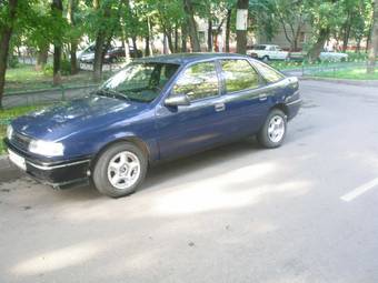 1991 Opel Vectra Pictures