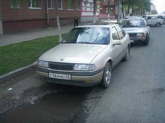 1991 Opel Vectra Photos