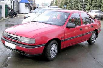 1992 Opel Vectra Pictures