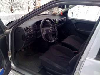 1992 Opel Vectra Pictures