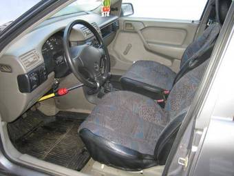 1992 Opel Vectra Photos