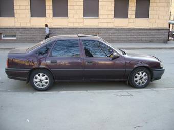 1993 Opel Vectra Pictures