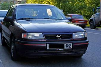 1993 Opel Vectra Photos