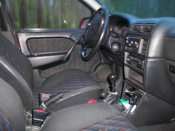 1994 Opel Vectra Photos