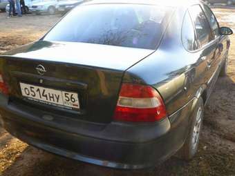 1996 Opel Vectra Pictures