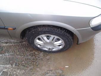 1996 Opel Vectra Photos