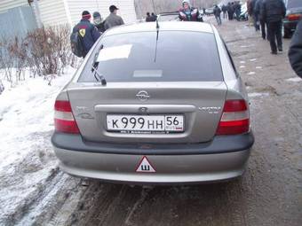 1996 Opel Vectra Photos