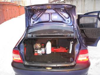 1996 Opel Vectra Photos