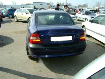 1996 Opel Vectra Pictures