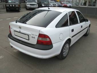 1996 Opel Vectra Photos