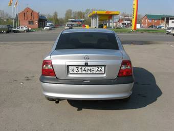 1996 Opel Vectra Pictures