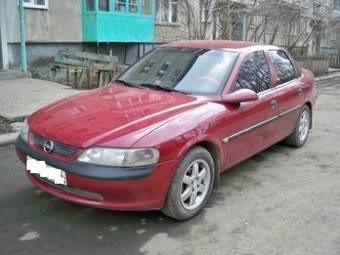 1996 Opel Vectra Images