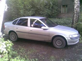 1996 Opel Vectra Photos