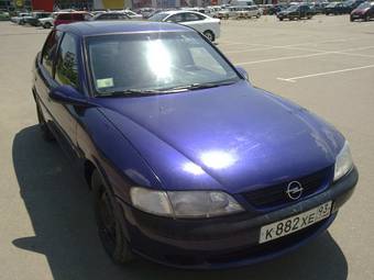 1996 Opel Vectra Pictures