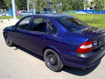 1996 Opel Vectra Pictures