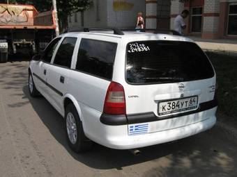 1996 Opel Vectra Pictures