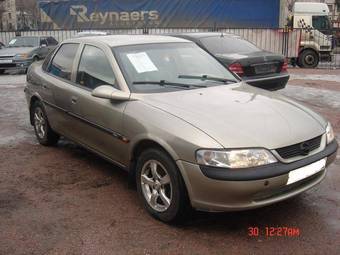 1996 Opel Vectra Photos