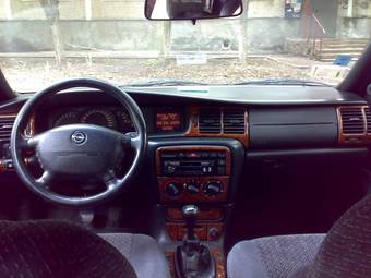 1996 Opel Vectra Pictures