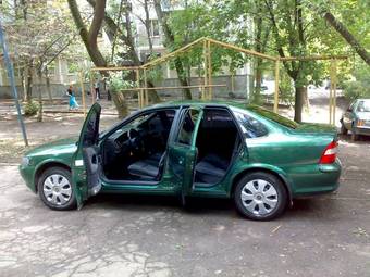 1996 Opel Vectra Pictures