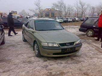 1997 Opel Vectra Pics