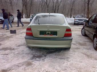 1997 Opel Vectra Pictures