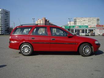 1997 Opel Vectra Photos