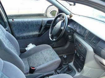 1997 Opel Vectra Photos