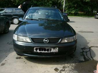 1997 Opel Vectra Photos