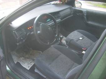 1997 Opel Vectra Photos