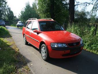 1997 Opel Vectra Pictures