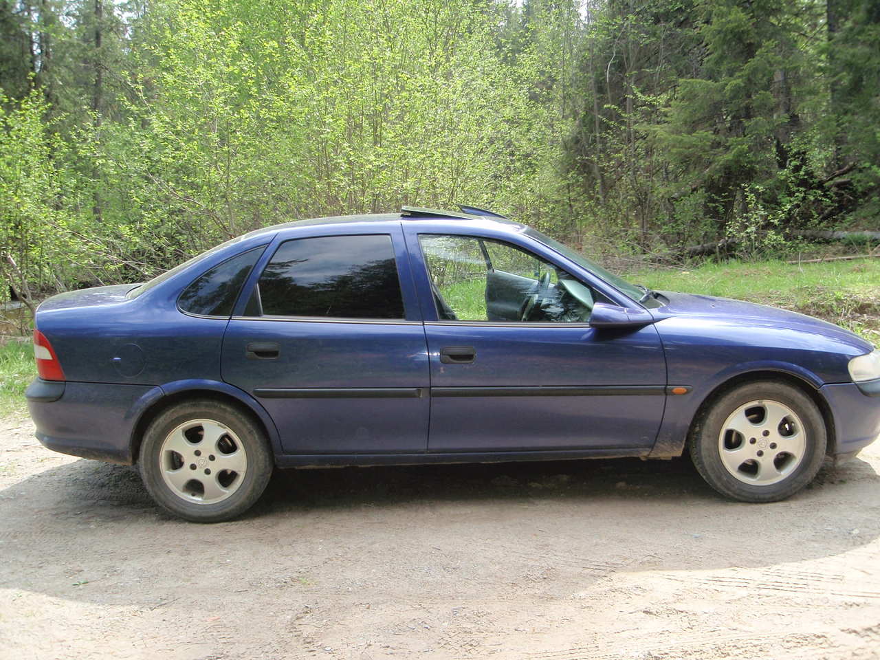 1997 Opel Vectra Specs Engine Size 1600cm3 Fuel Type Gasoline Drive Wheels Ff Transmission Gearbox Automatic