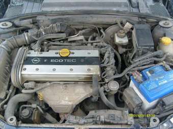 1998 Opel Vectra Pics