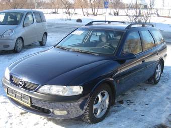 1998 Opel Vectra Pictures