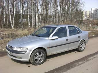 1998 Opel Vectra Pictures