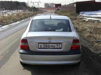 1998 Opel Vectra Photos