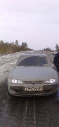 1998 Opel Vectra Photos