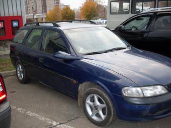 1998 Opel Vectra Pictures
